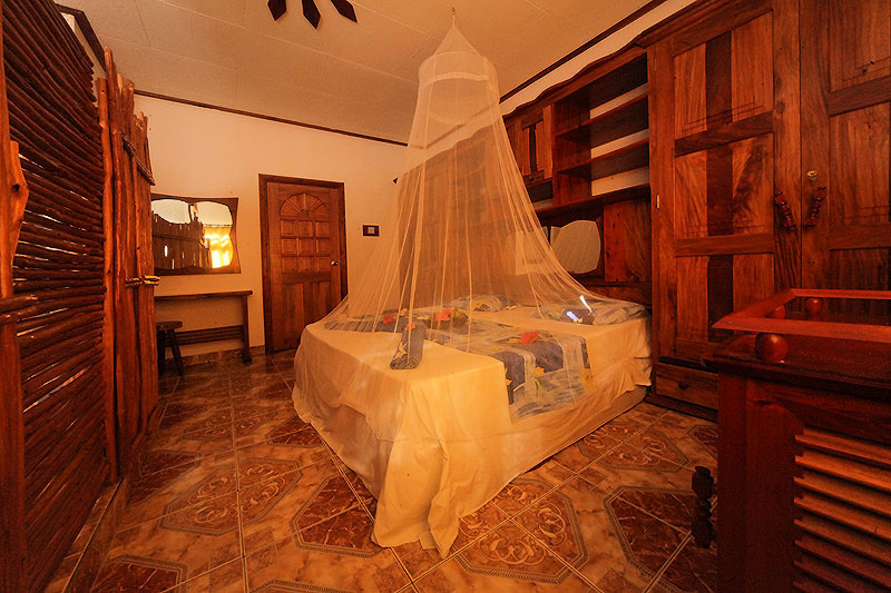 Bedroom 2  - Praslin museum guesthouse